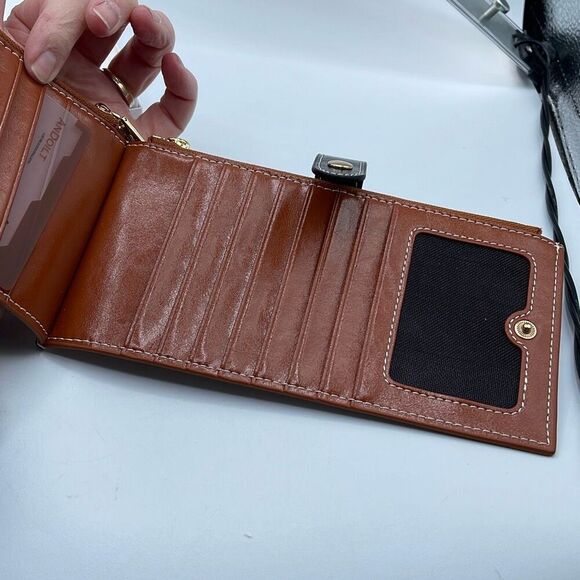 NWOT Andoilt  RFID Carmel leather two sided wallet. - Picture 4 of 10